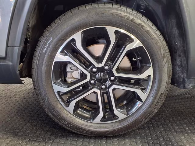 2023 Jeep Compass Limited - Photo 11