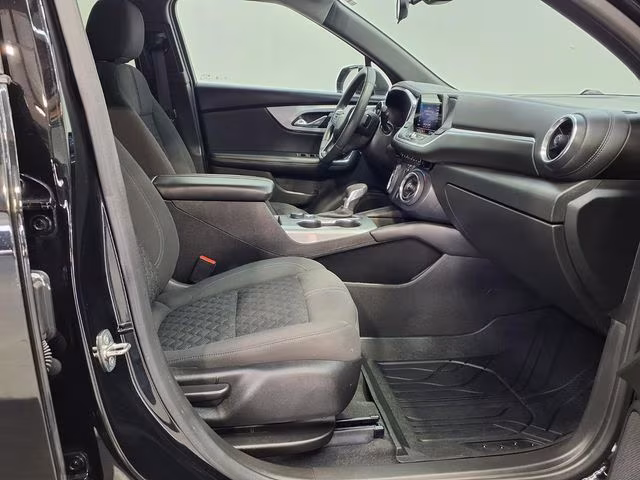 2021 Chevrolet Blazer 2LT - Photo 11