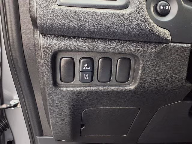 2024 Mitsubishi Outlander Sport ES - Photo 11